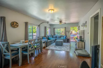 720 E 95th St, Los Angeles, CA 90002 - Photo 4
