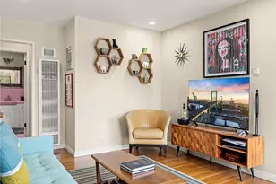 3042 E 3rd St, Long Beach, CA 90814 - Photo 6