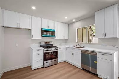 307 N Singingwood #8, Orange, CA 92869 - Photo 2