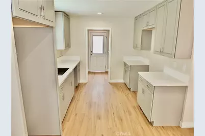 1335 W Burnett, Long Beach, CA 90810 - Photo 14