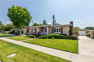 2862 Albury Ave, Long Beach, CA 90815 - Photo 2