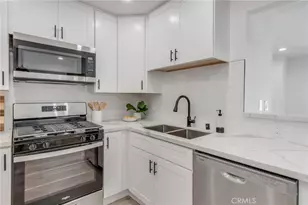 25832 Via Lomas, Laguna Hills, CA 92653 - Photo 14