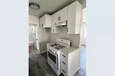 703 W Anaheim, Wilmington, CA 90744 - Photo 4