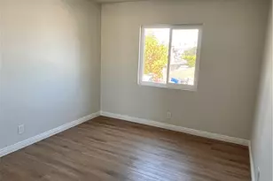 703 W Anaheim, Wilmington, CA 90744 - Photo 8