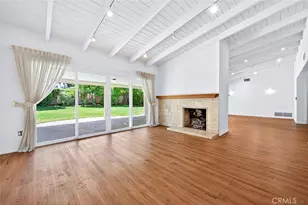 22430 Collins St, Woodland Hills, CA 91367 - Photo 20