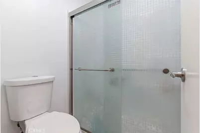 2829 S Fairview Street #B, Santa Ana, CA 92704 - Photo 10