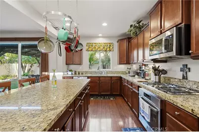 6572 Cadenza, Jurupa, CA 92880 - Photo 4