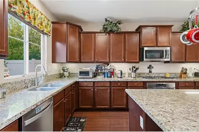 6572 Cadenza, Jurupa, CA 92880 - Photo 6