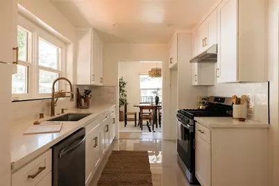 6417 La Riba Way, Los Angeles, CA 90042 - Photo 14
