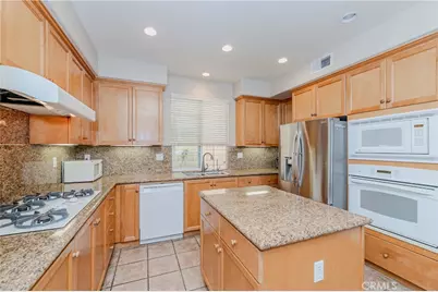 67 Canopy, Irvine, CA 92603 - Photo 6