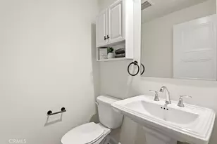 3562 E Moonlight St, Ontario, CA 91761 - Photo 16