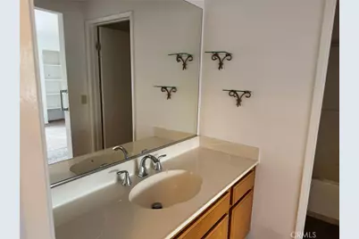 3547 W Greentree #F, Anaheim, CA 92804 - Photo 12