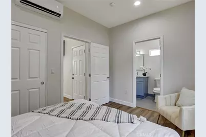 1050 W Chestnut Avenue, Santa Ana, CA 92703 - Photo 20
