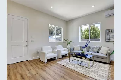 1050 W Chestnut Avenue, Santa Ana, CA 92703 - Photo 32
