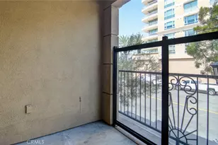 2220 Watermarke Pl, Irvine, CA 92612 - Photo 24