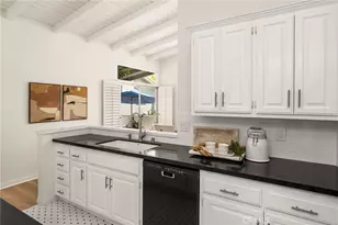 2108 Vista Entrada, Newport Beach, CA 92660 - Photo 22