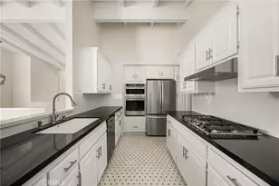 2108 Vista Entrada, Newport Beach, CA 92660 - Photo 28