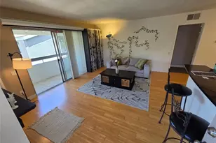 2867 S Fairview, Santa Ana, CA 92704 - Photo 2