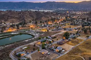 17480 Bromley, Lake Elsinore, CA 92530 - Photo 2