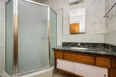 1830 W Chalet Avenue, Anaheim, CA 92804 - Photo 24