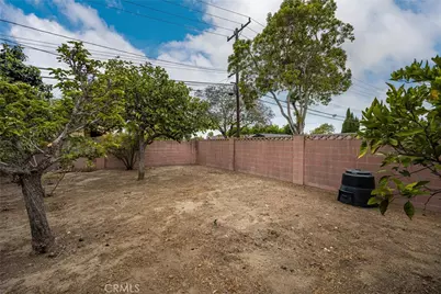 1830 W Chalet Avenue, Anaheim, CA 92804 - Photo 20
