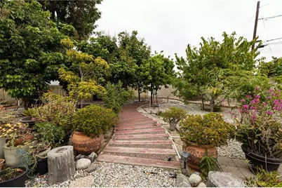 821 S Corta, Santa Ana, CA 92704 - Photo 12