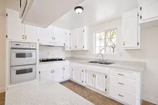 2813 W Brook, Santa Ana, CA 92704 - Photo 6