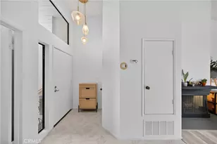 16211 Downey Ave, Paramount, CA 90723 - Photo 10