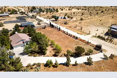 9770 Sunny Vista, Phelan, CA 92371 - Photo 4