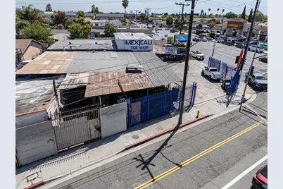 2303 E El Segundo, Compton, CA 90222 - Photo 32