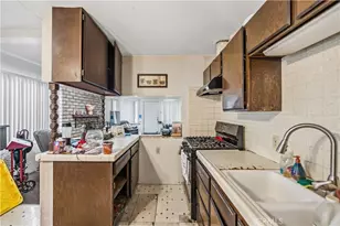 407 S Vancouver Ave, Los Angeles, CA 90022 - Photo 8
