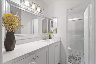 801 S Lyon, Santa Ana, CA 92705 - Photo 22