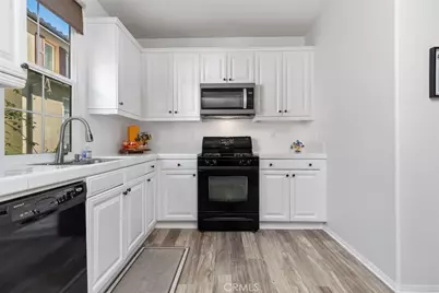 80 Great Lawn, Irvine, CA 92620 - Photo 18