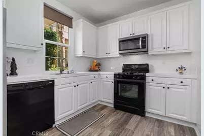 80 Great Lawn, Irvine, CA 92620 - Photo 12