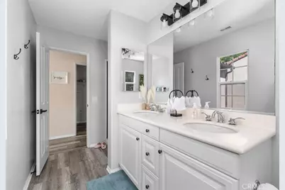 80 Great Lawn, Irvine, CA 92620 - Photo 22