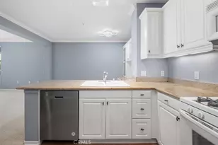 3241 Watermarke, Irvine, CA 92612 - Photo 10