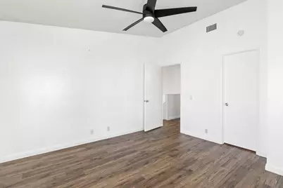 2670 W Segerstrom #A, Santa Ana, CA 92704 - Photo 18