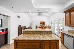 1099 Salinas, Costa Mesa, CA 92626 - Photo 18