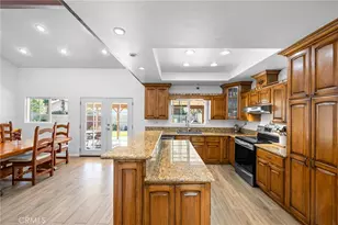 1099 Salinas, Costa Mesa, CA 92626 - Photo 10