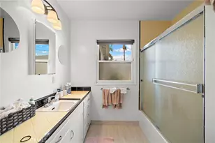 834 N Grand St, Orange, CA 92867 - Photo 12