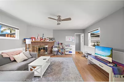 834 N Grand Street, Orange, CA 92867 - Photo 4