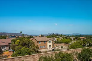 12652 Twin Peak Ct, Riverside, CA 92503 - Photo 34