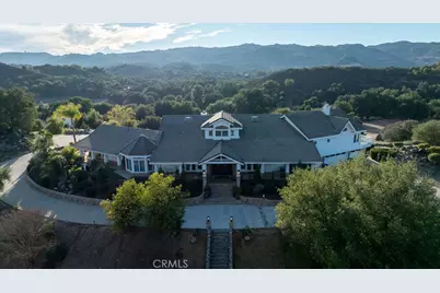 40075 Avenida La Cresta, Murrieta, CA 92562 - Photo 2