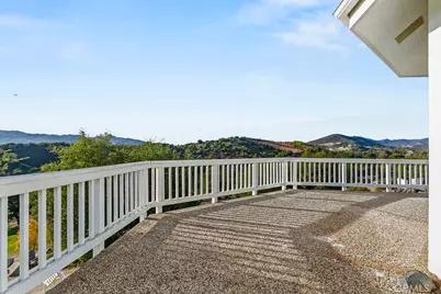 40075 Avenida La Cresta, Murrieta, CA 92562 - Photo 32