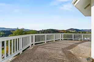 40075 Avenida La Cresta, Murrieta, CA 92562 - Photo 32
