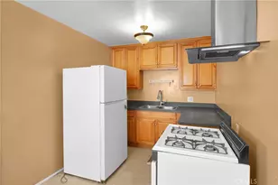 3581 Cherry, Long Beach, CA 90807 - Photo 16
