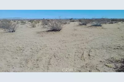 60820 Summers, Landers, CA 92285 - Photo 8