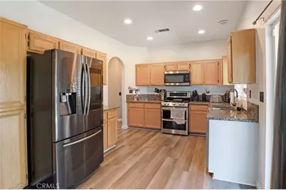 12801 Brookdale Street, Victorville, CA 92392 - Photo 8