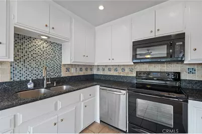 1187 E 3rd #202, Long Beach, CA 90802 - Photo 16
