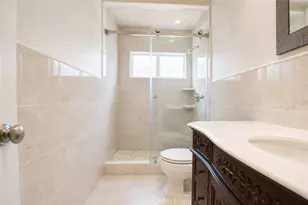 1122 S Peregrine Pl, Anaheim, CA 92806 - Photo 18